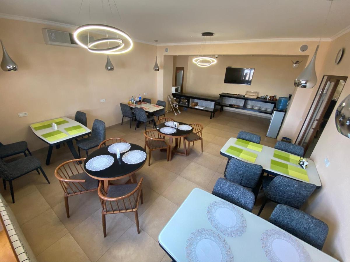 Azimut Hotel Balyktsjy Buitenkant foto